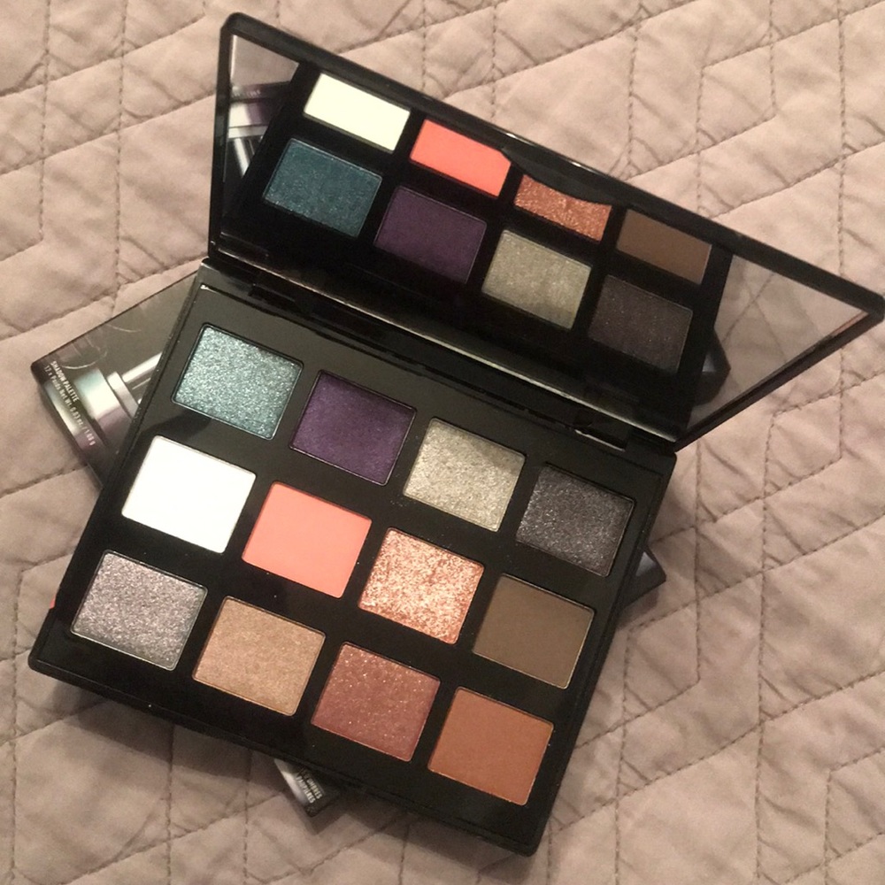 NYX Steam Eyeshadow Palette
